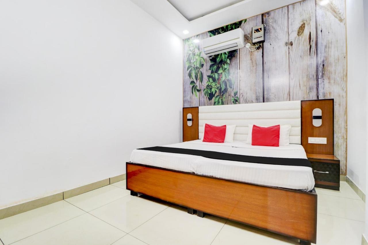 Capital O 79471 Hotel Sekhon Patiāla Exterior foto